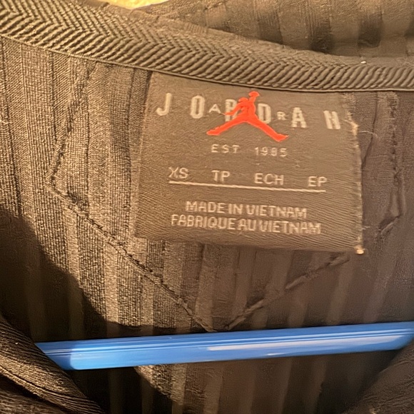 Jordan Black Ribbed Cropped Jacket - Picture 3 of 4